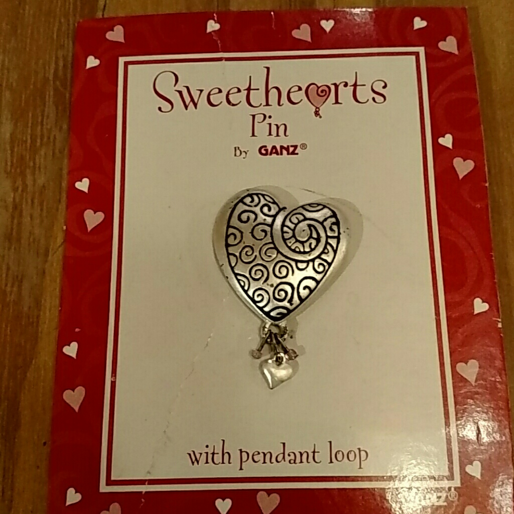 New Heart Pin With Loop For Wearing As Pendant 8$